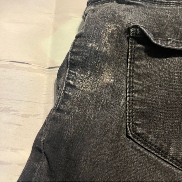 Black YMI Skinny Mid Rise Stretch Jeans, Size 9 Discoloration on back see photos - Picture 10 of 11